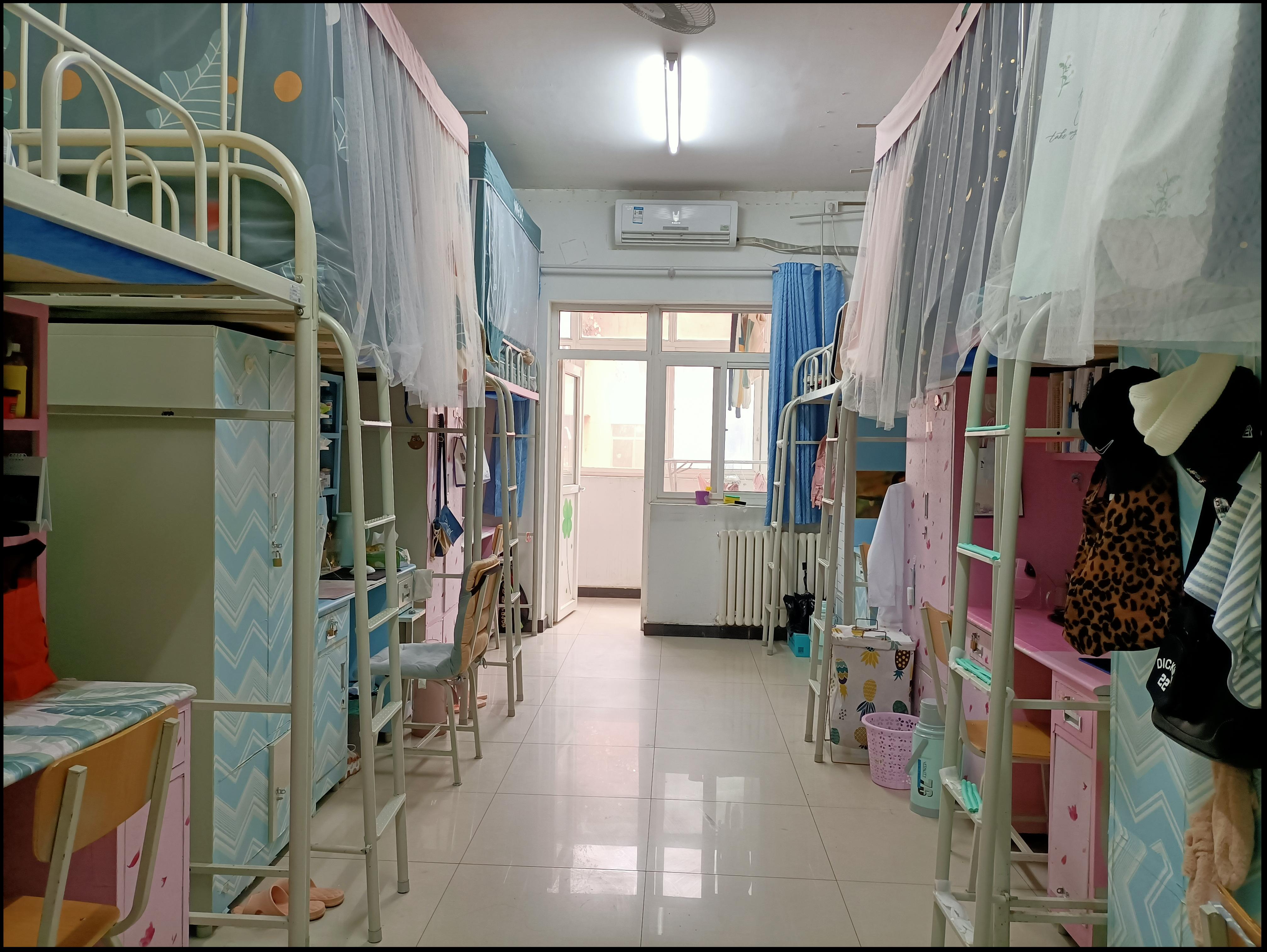 桂林卫生学校宿舍图片图片
